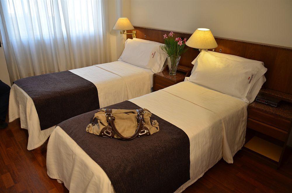 Ecuador Hotel Buenos Aires Extérieur photo