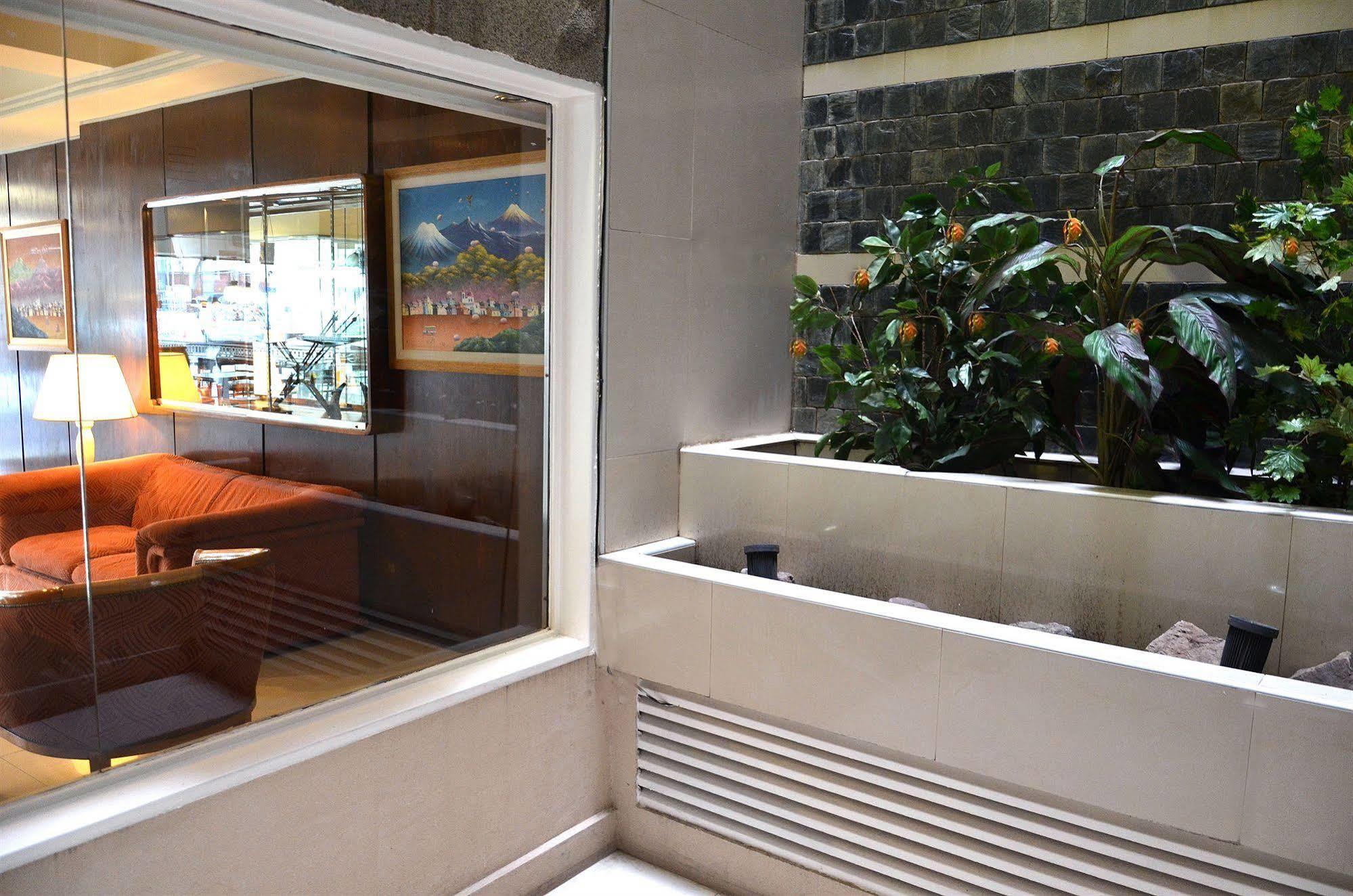 Ecuador Hotel Buenos Aires Extérieur photo