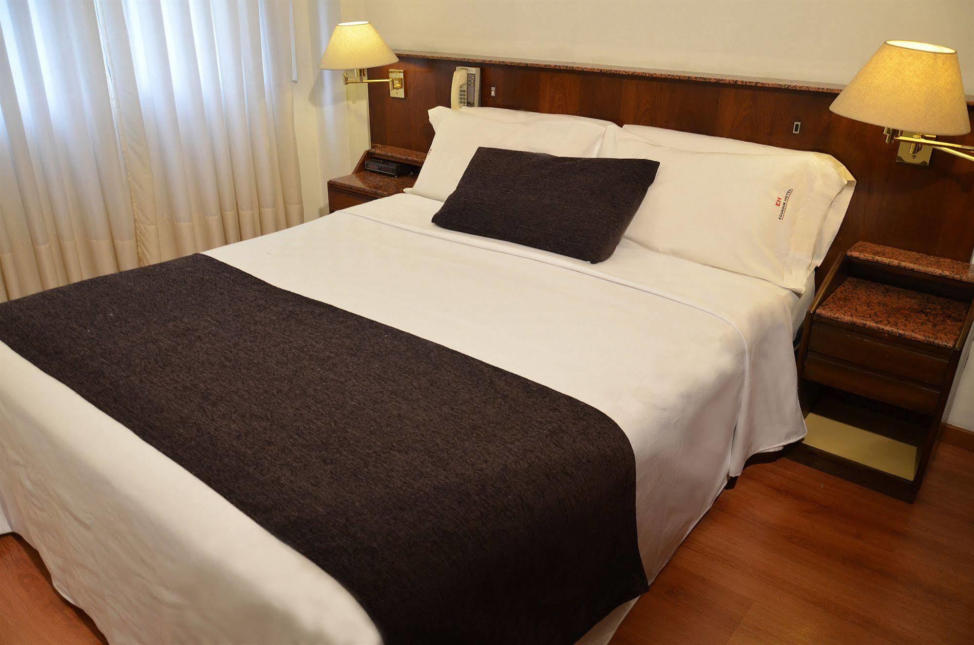 Ecuador Hotel Buenos Aires Extérieur photo