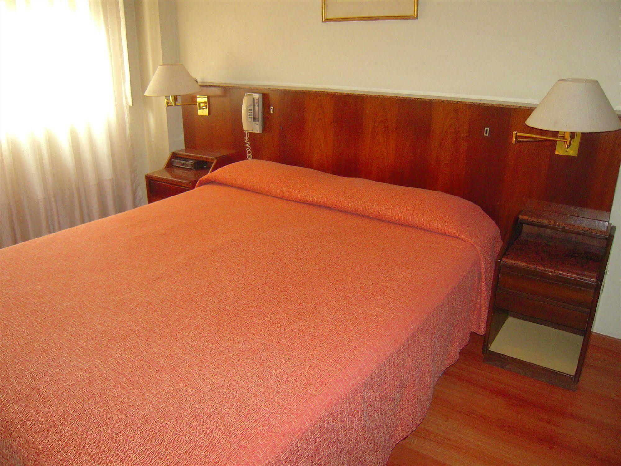 Ecuador Hotel Buenos Aires Extérieur photo
