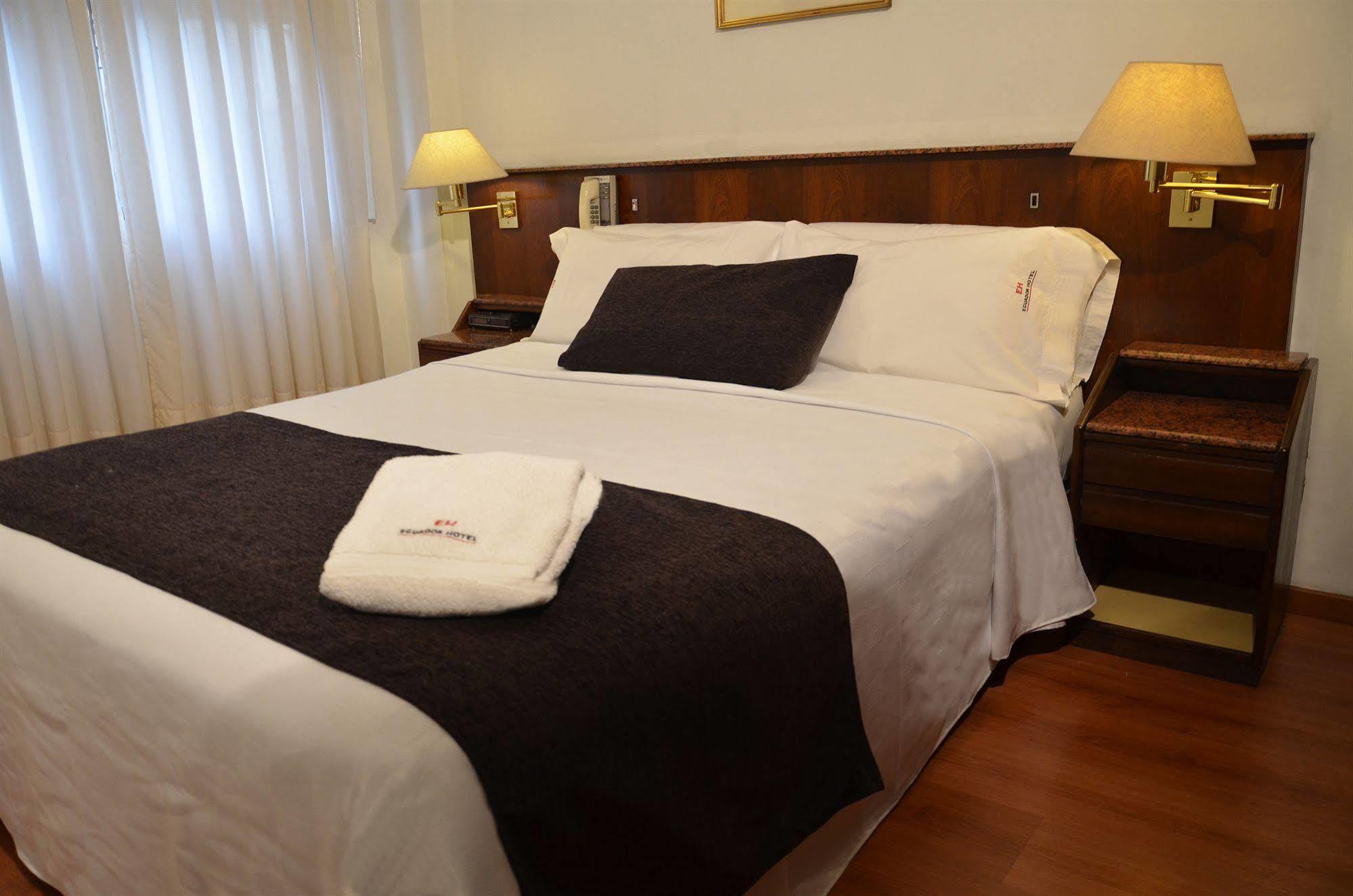 Ecuador Hotel Buenos Aires Extérieur photo