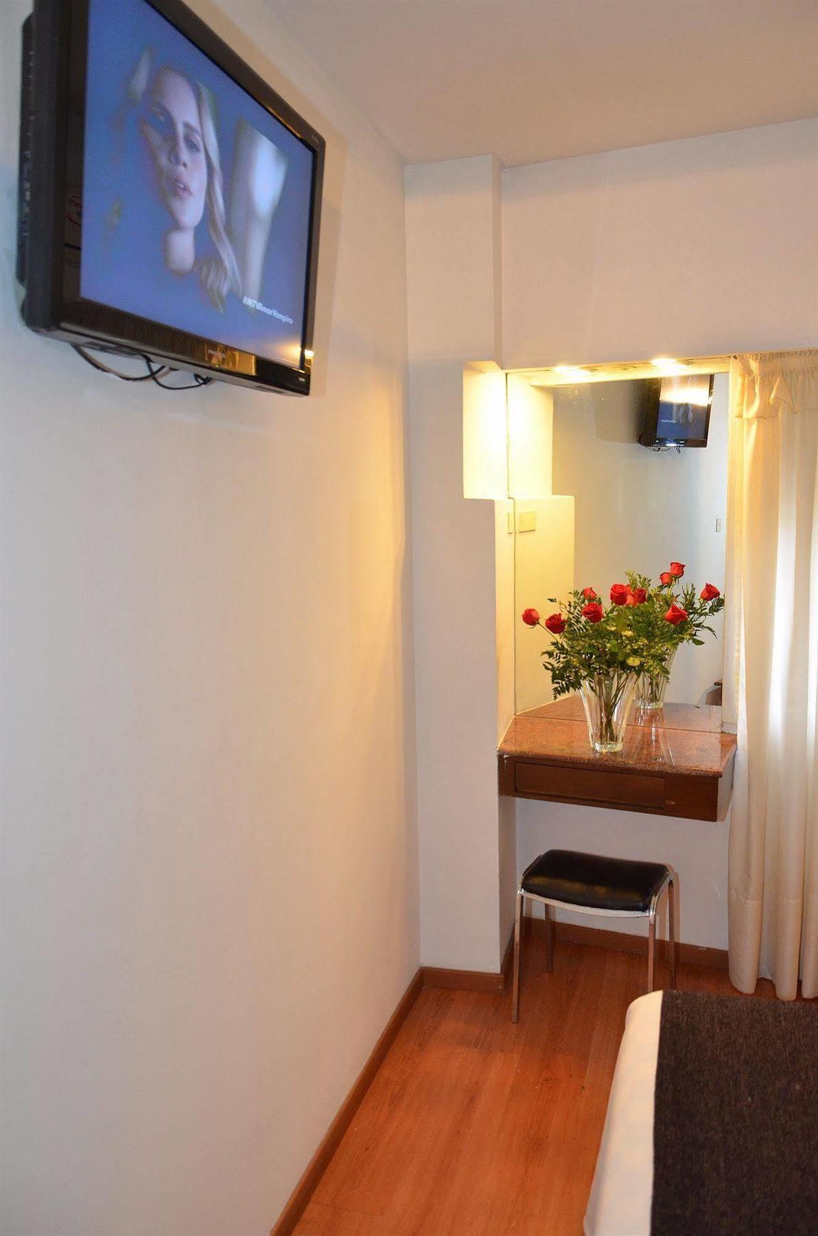 Ecuador Hotel Buenos Aires Extérieur photo